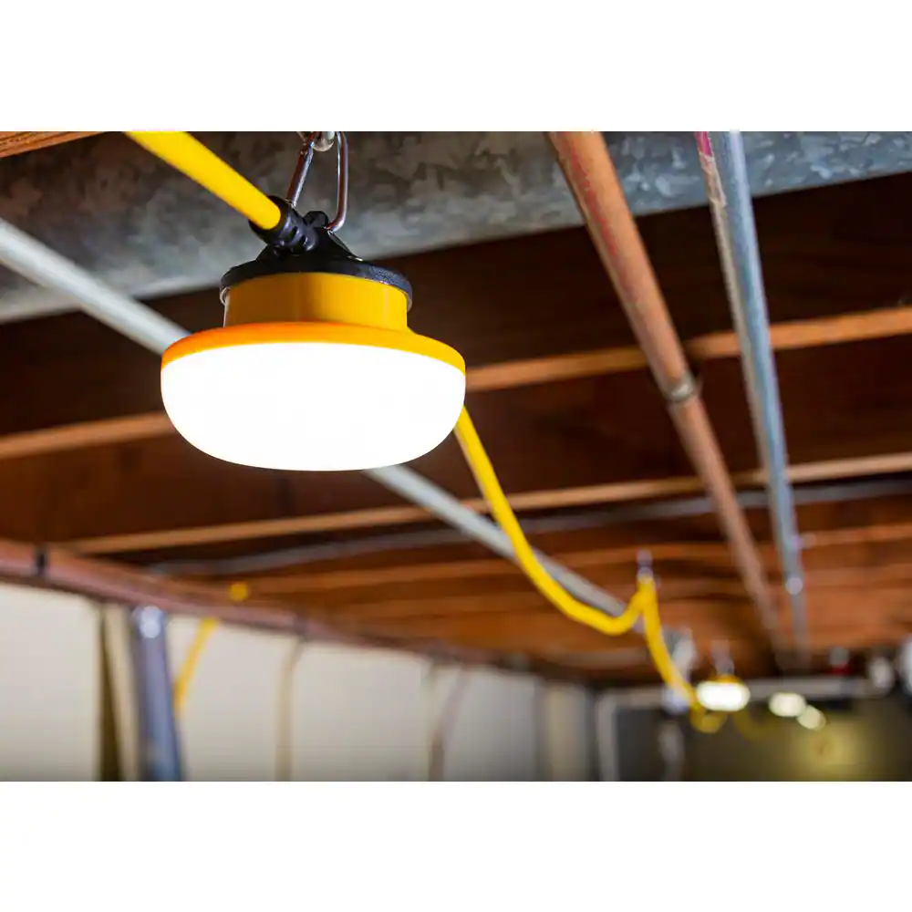 Bergen Industries 100 ft. 15 Amp 18/2 SJTW Temporary Work Light Stringer with 10 Integrated LED Lights Included